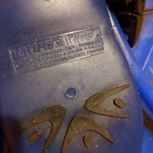 US Divers Shredder Surf Nature's Wing Diving Flippers - Picture 3 of 8